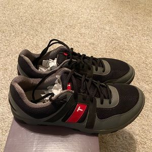 True links Men’s golf shoes in box never worn